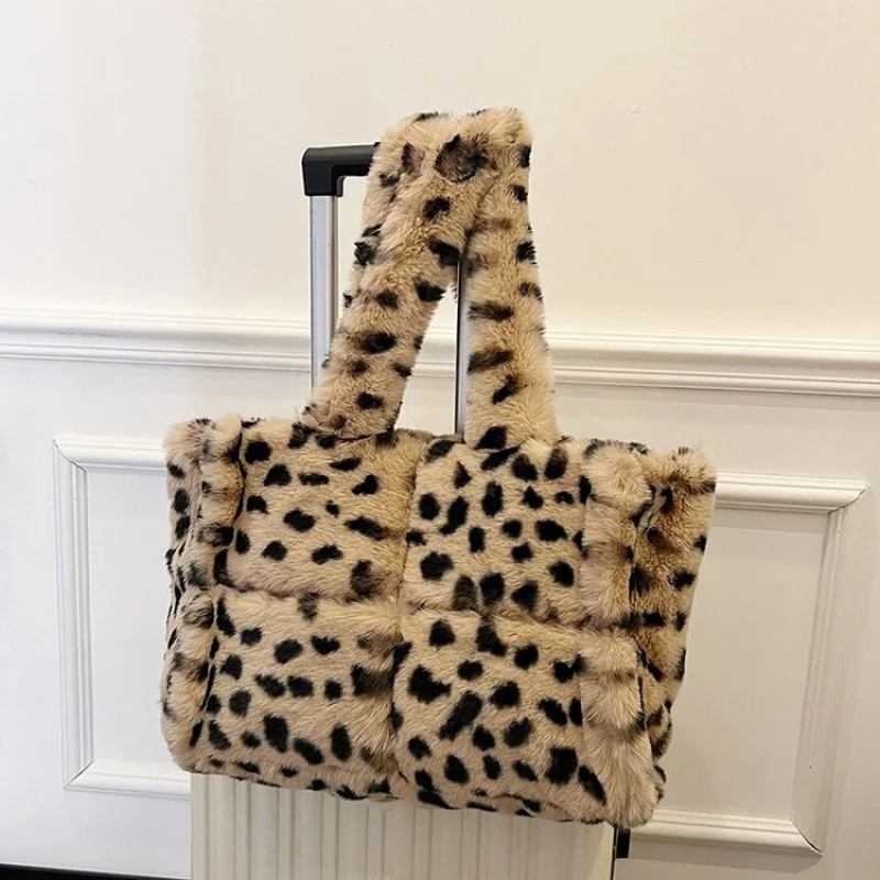 

2025 Новая элитная брендовая женская кожаная сумка на плечо известного дизайнера, классическая Парижская повседневная простая сумка ​