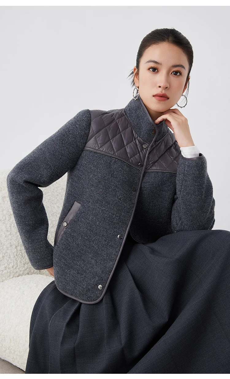 K2699X Hochwertige Damenjacke aus Wollmischung mit gesteppten Einsätzen, weicher, strukturierter Passform, elegante Luxus-Oberbekleidung – Detail 4