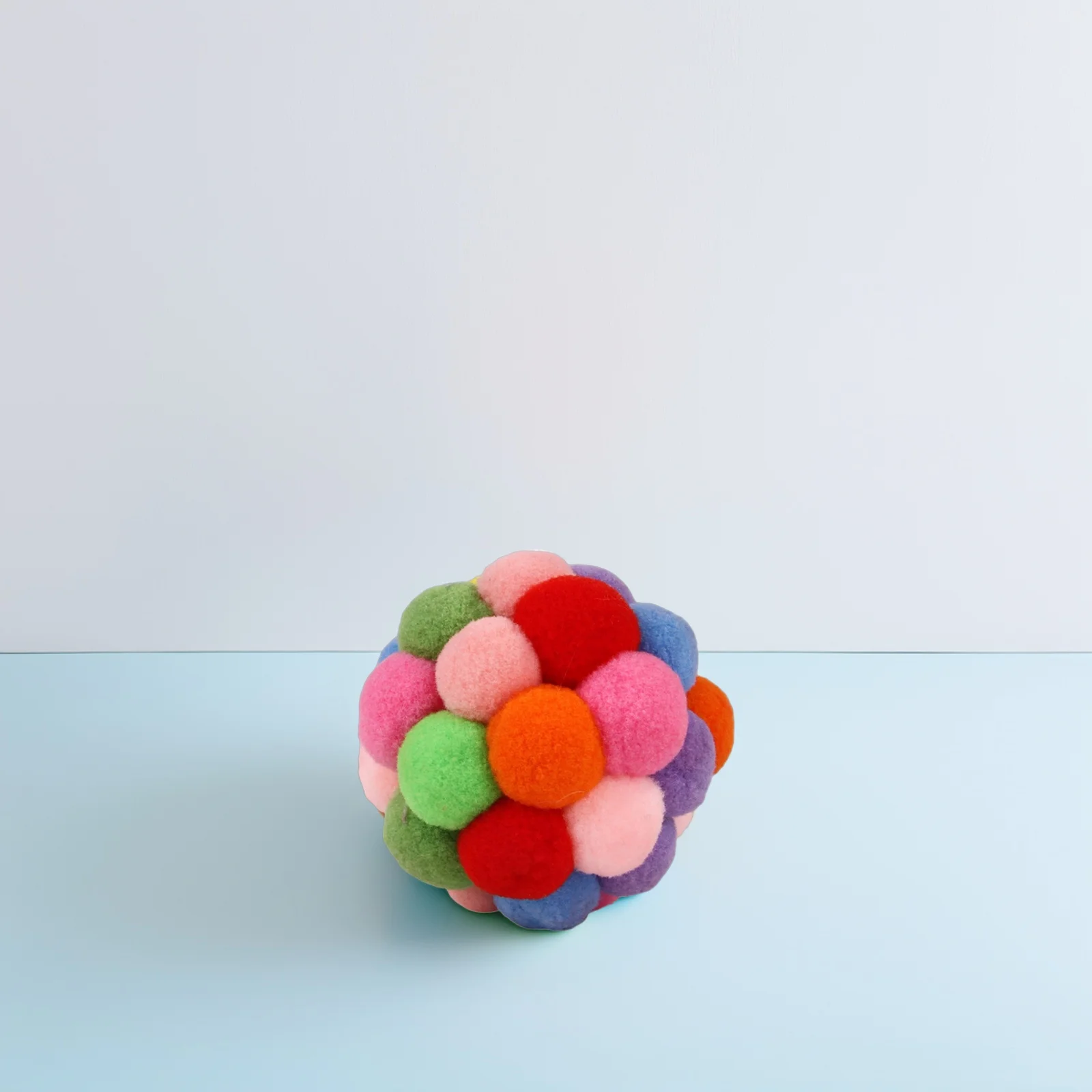 

Lovely Handmade Bell Ball with Small Sand Grains Catnip Cat Ball Entertaining Supplies Cat Toys Supplies