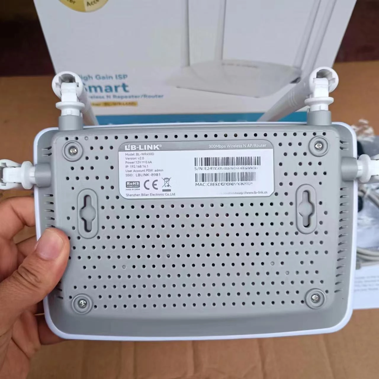 الأجزاء مناسبة لـ BL-WR450D اللاسلكية 300 متر الإنجليزية أربعة هوائي 3 في 1 دعم IPV6 التتابع tr096