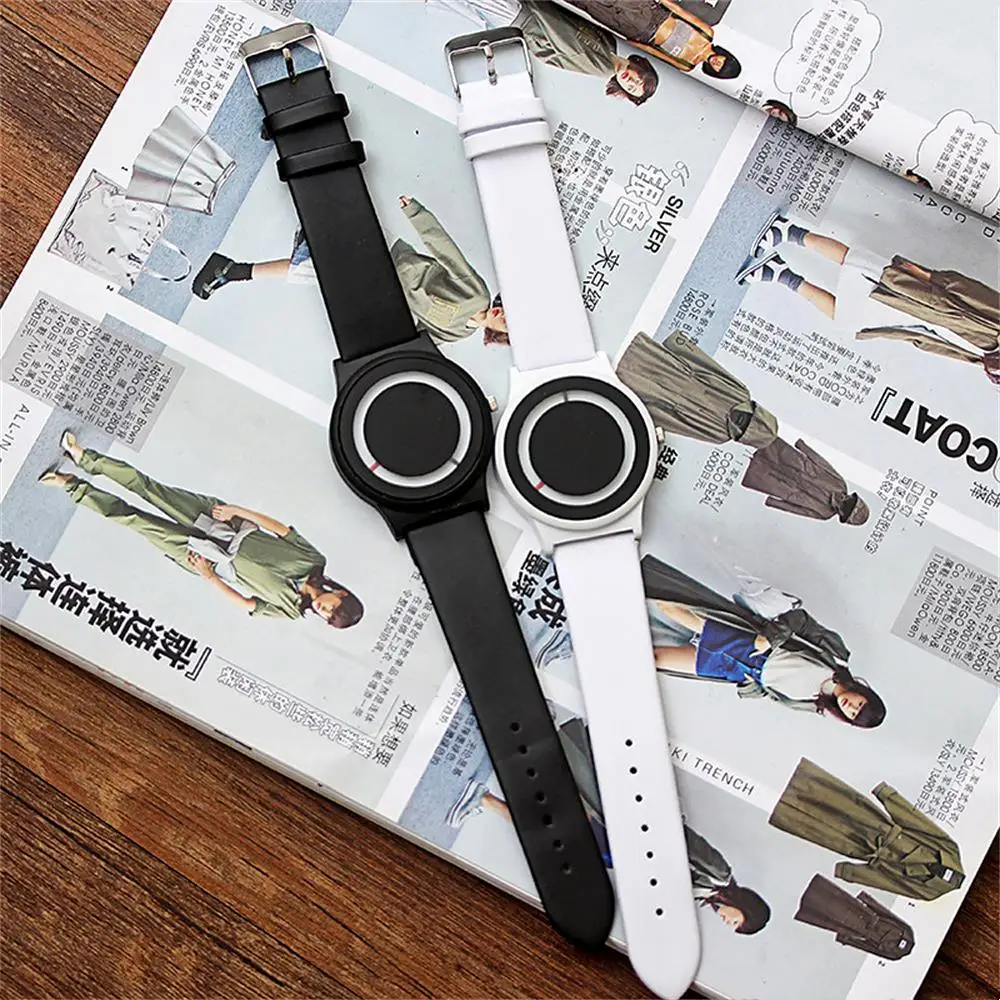 Creatieve Minimalistische Quartz Horloges Voor Koppels Geen-Pointer Schaal Relogio Klok Zwart Wit Student Persoonlijkheid Eenvoudige Horloge