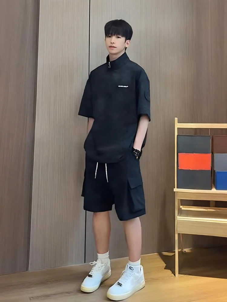 

Мужской комплект: футболка с коротким рукавом и шорты, летний спортивный повседневный молодежный модный комплект с молнией, для подростков