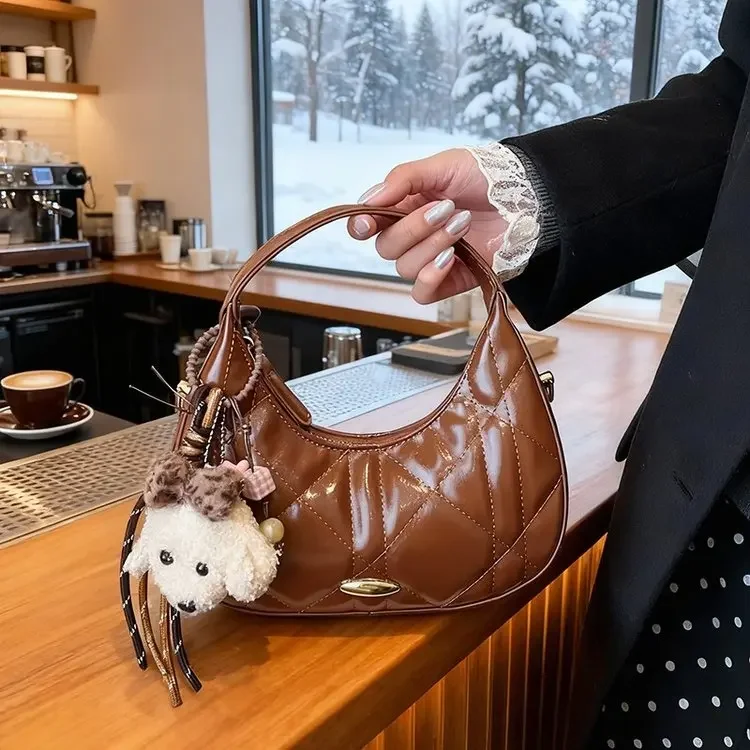 

Элегантная сумка-полумесяц 2026 года с ромбовидным узором, легкая, роскошная, для женщин, простая, маленькая, на плечо, через плечо