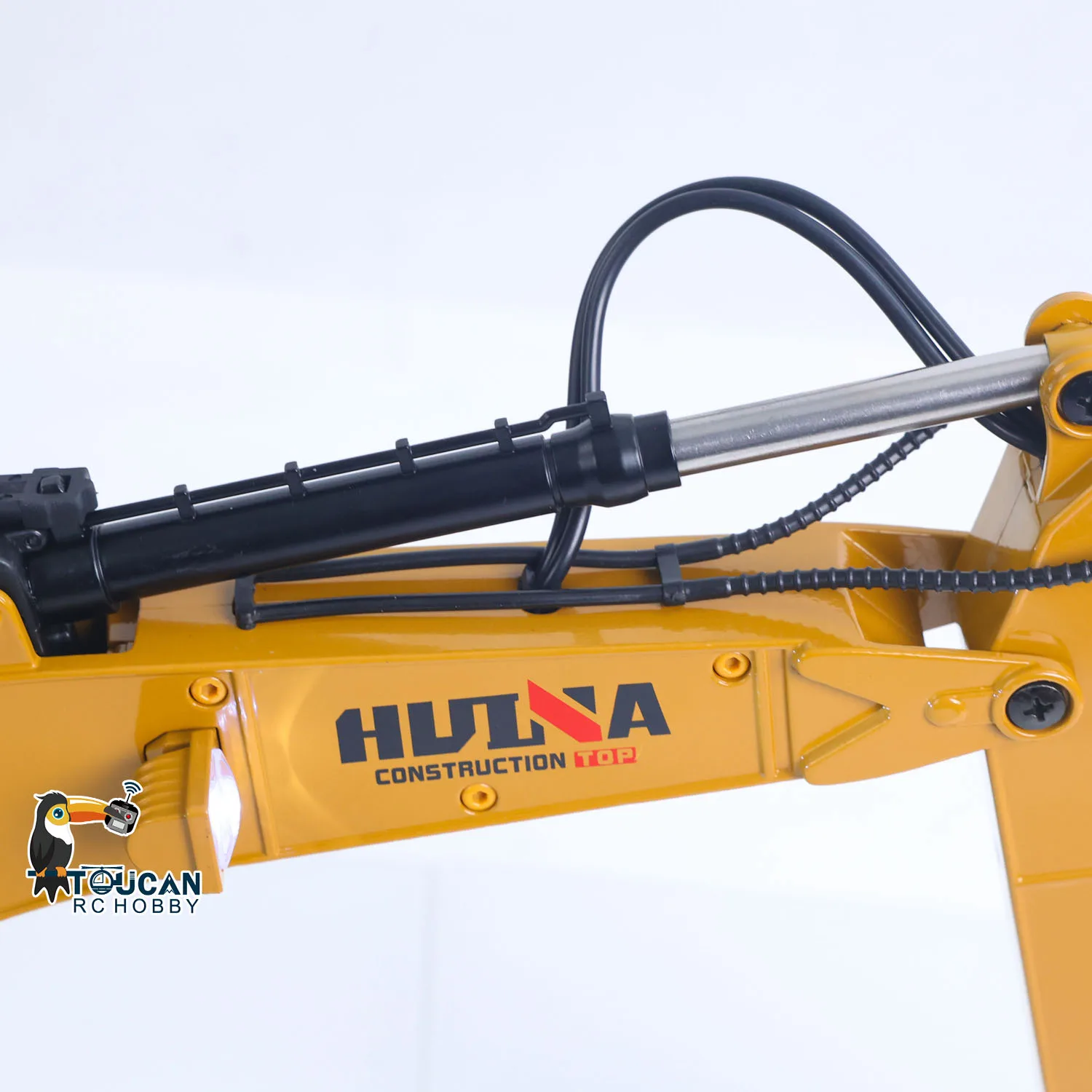 

New HUINA Upgrade 580 1/14 Metal Excavator Model Engineering Vehicle Electric Ball Grabber 360 Rotating Shear Claw Sound Lights