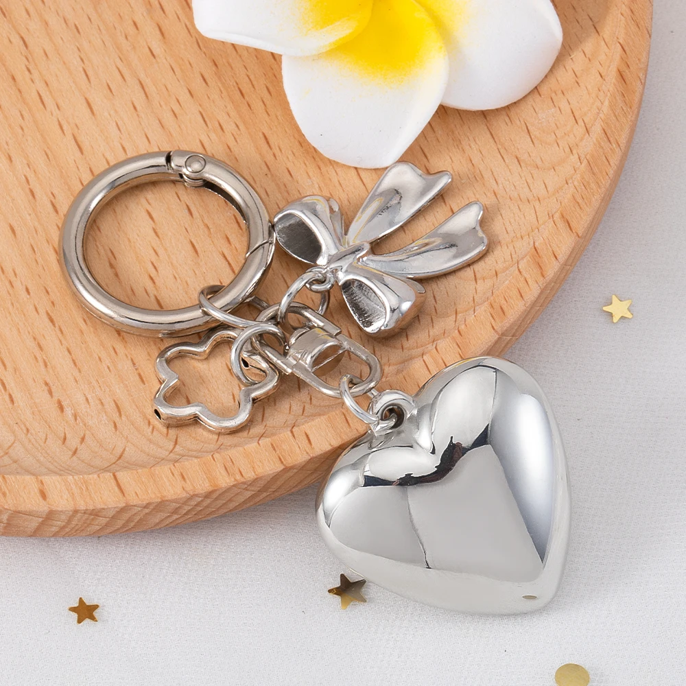 1Pc Silver Color Heart Shaped Keychain Backpacks Bowknot Heart Keyring Charm Backpack Pendant For Girls Gift Handbag Decoration