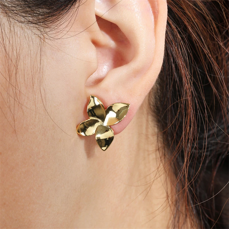 ZAKOL Exquisite Gold Color Metal Leaf Stud Earrings for Women Korean Bridal Flower Earring Fashion Wedding Party Jewelry