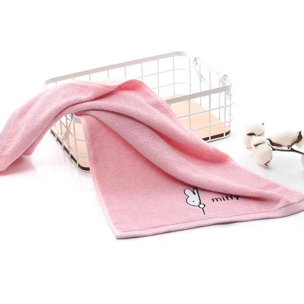 منشفة Miffy Rabbit Cartoon بسيطة من القطن الخالص، منشفة وجه ماصة ناعمة ومريحة، منتجات الحمام المنزلية على شكل أرنب لطيف #2