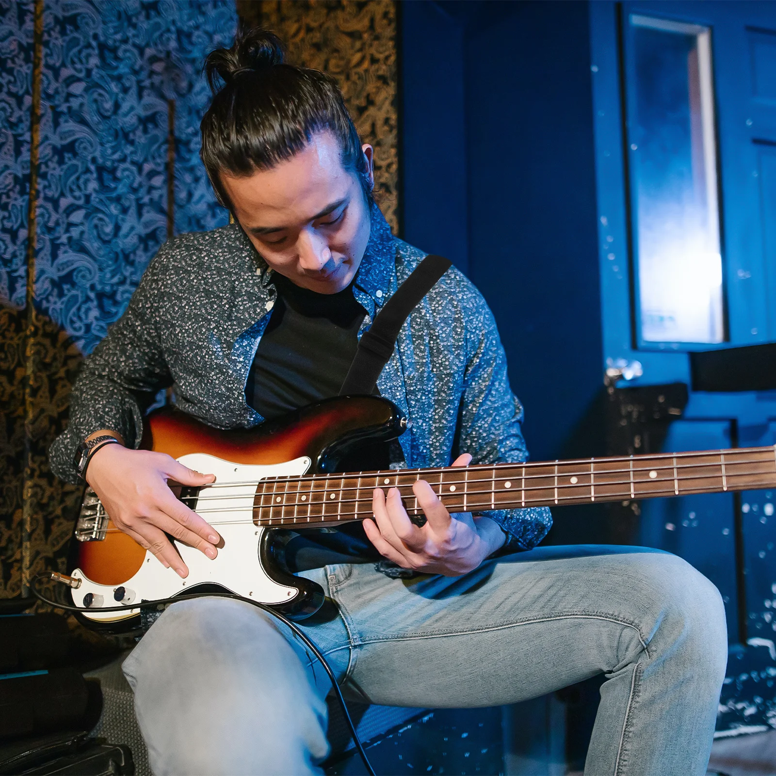 

4Pcs Chic Guitar Strap Color Design High-Density Buckle Durable Wear-Resistant Adjustable Guitar Shoulder Belt