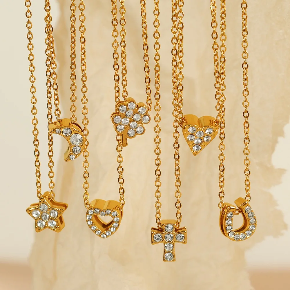 

2026 Hot-Selling Multi Pendant Necklaces, Moon and Heart-Shaped Pendants, Niche Design, Exquisite Versatile Diamond Necklaces
