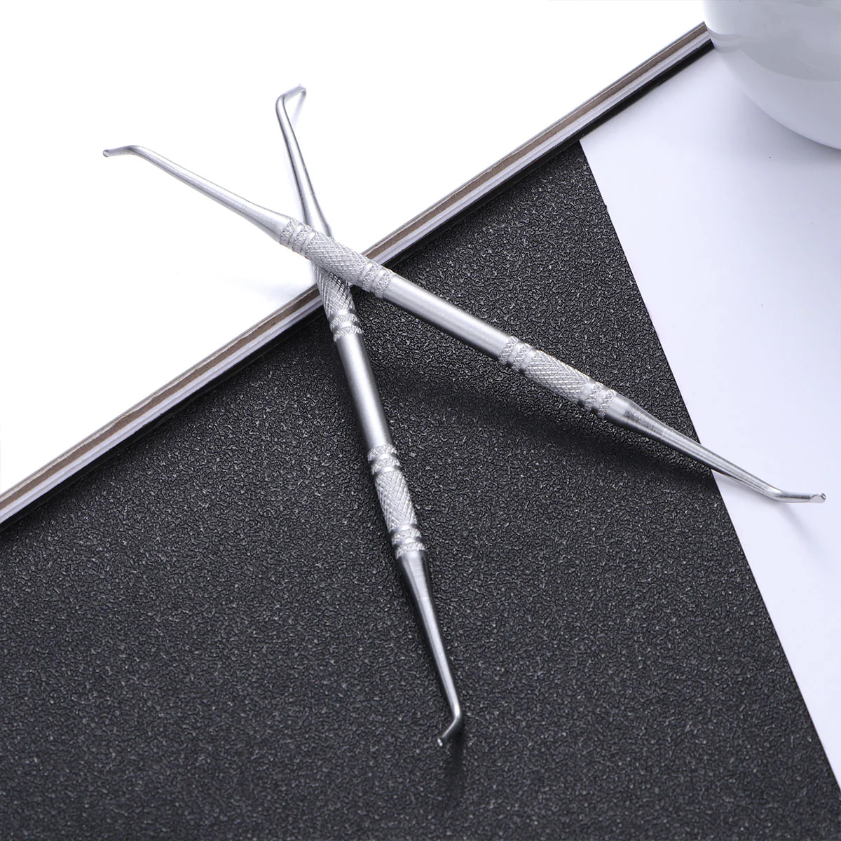 2 PCS Nail Remover Tool Pusher Spoon Cuticle Cleaner Stainless Steel Double-sided Peeler Scraper Deep Cleaning