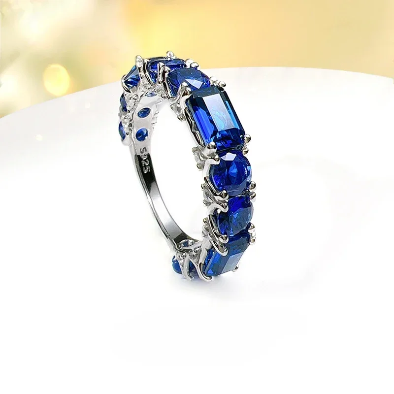 Desire Fashion Artificial Sapphire Diamond Ring with High Carbon Diamonds and Multifunctional Design