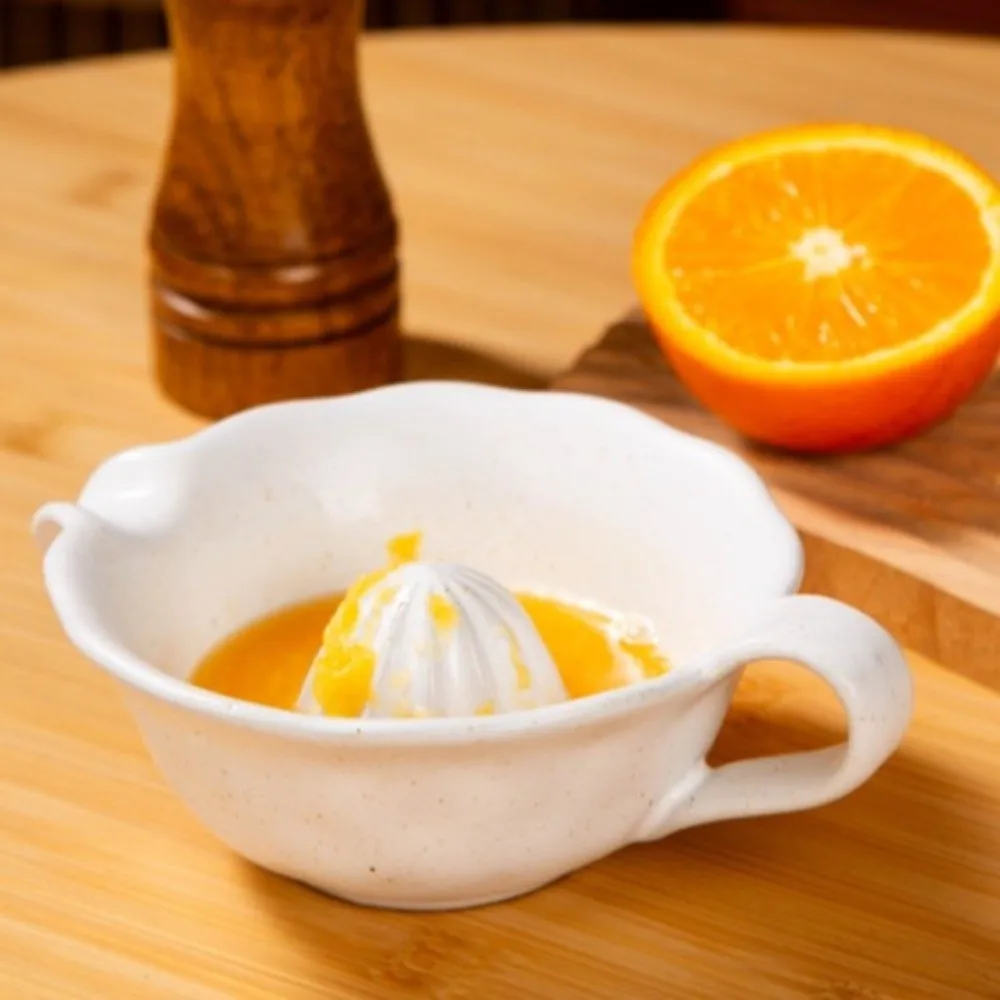 Portable Ceramic Citrus Juicer Manual Press Integrated Pour Lip Lemon Squeezer Loop Grip Easy-Rinse Fruit Juicer Kitchen