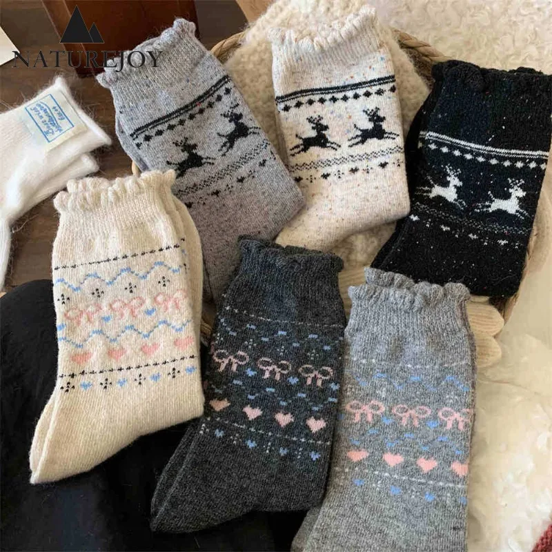 Korean Wool Love Socks Women Warm Thick Christmas Stocking Fair Island Cashmere Winter Cute Socks Snow Boots Animal Kawaii Soft