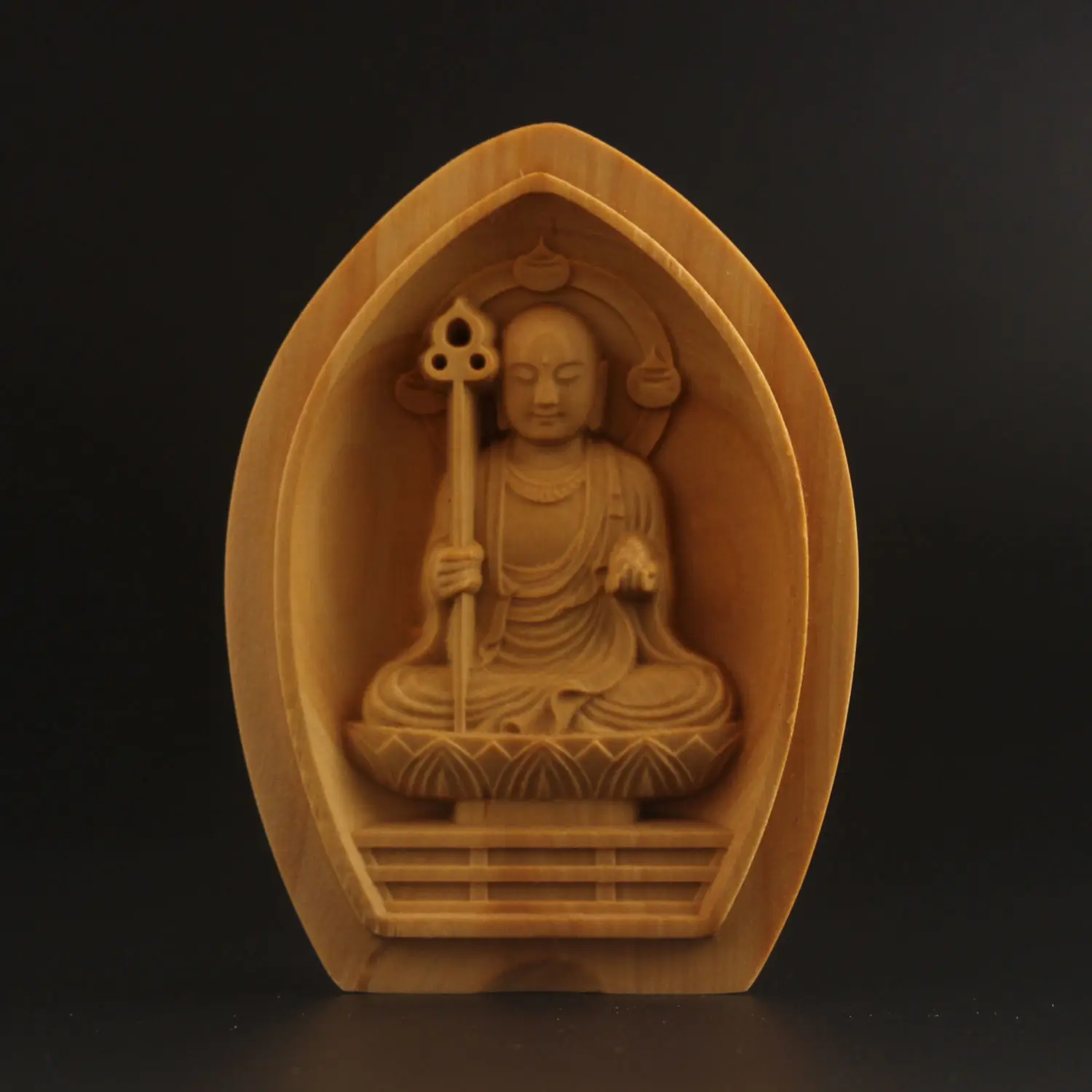 

Ksitigarbha Bodhisattva Carry Boxwood Carved Small Buddha Statues Auspicious Peace Pendant Small Pendant