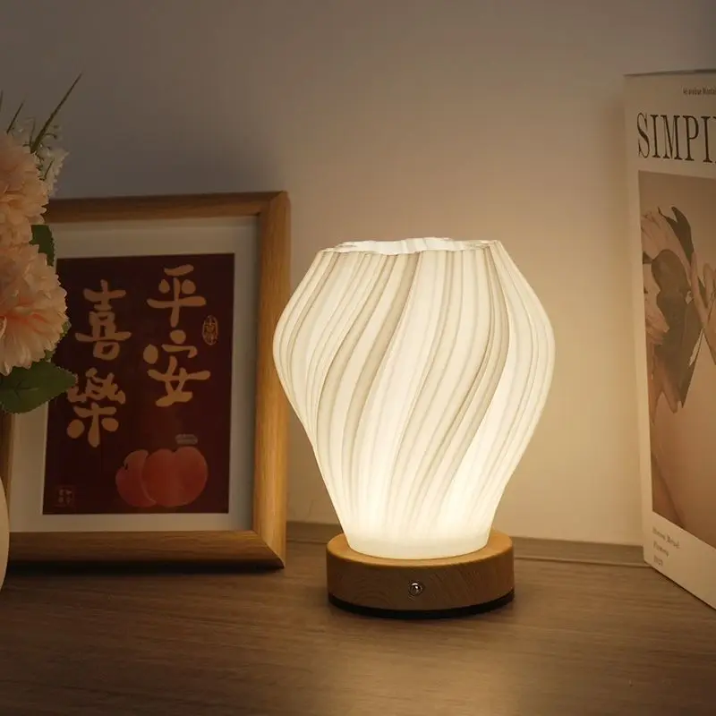 

Настольная лампа, сенсорный маленький ночник, спальня, арт для сна, беспроводная зарядка, теплая романтическая прикроватная лампа