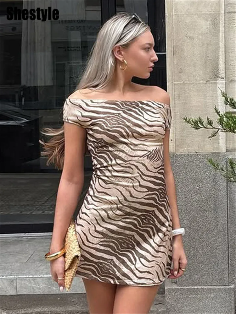 

Shestyle Off Shoulder Zebra Print Dress Women A-Line Striped Brown Animal Slash Neck Streetwear Short Sleeve 2026 New Trendy
