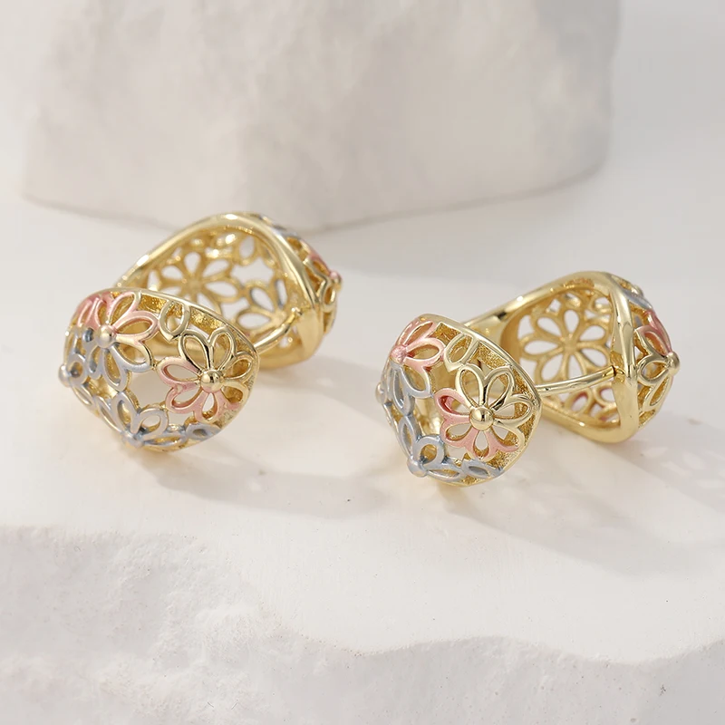 Klassische Minimalistische Dreifarbige Kupfer-Creolen Damen-Ohrringe Metall Hohl Handgeschnitzte Blumen-Ohrringe Vintage-Schmuck für Frauen – Detail 5
