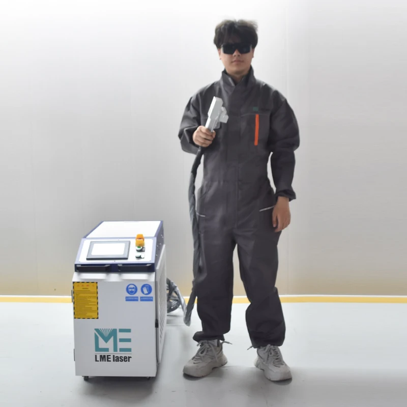 1000w 2000w 3000w Portable  Handheld Continuous Metal Rust Painting Removal Fiber Laser Cleaning Machine Price