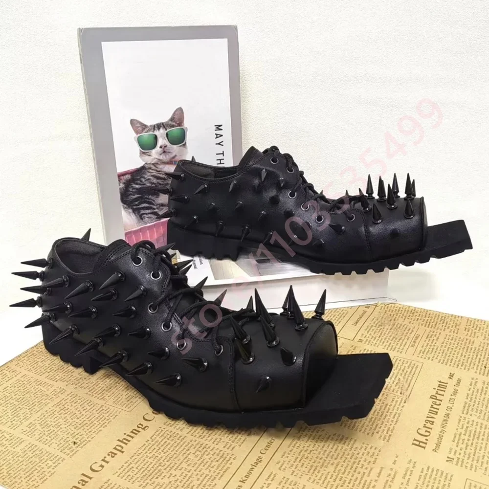 Black Leather Spiked Hog Toe Boots Fashionable Women's Lace-Up