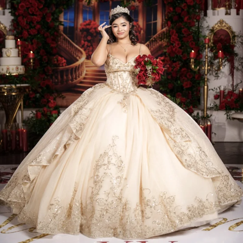 

Light Champagne Quinceanera Dresses Off the Shoulder Glitter Crystal Decal Long tail Bow Vestidoe 15 Quinceanera Customize