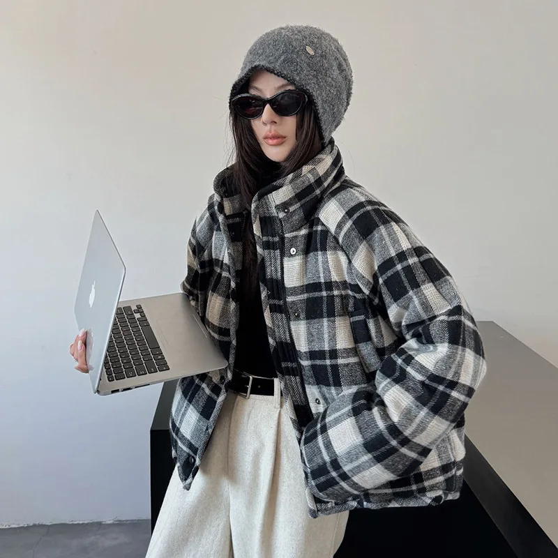 2025 Winter New Women's Down Jacket Commuter Stand Up Collar Plaid Jacket