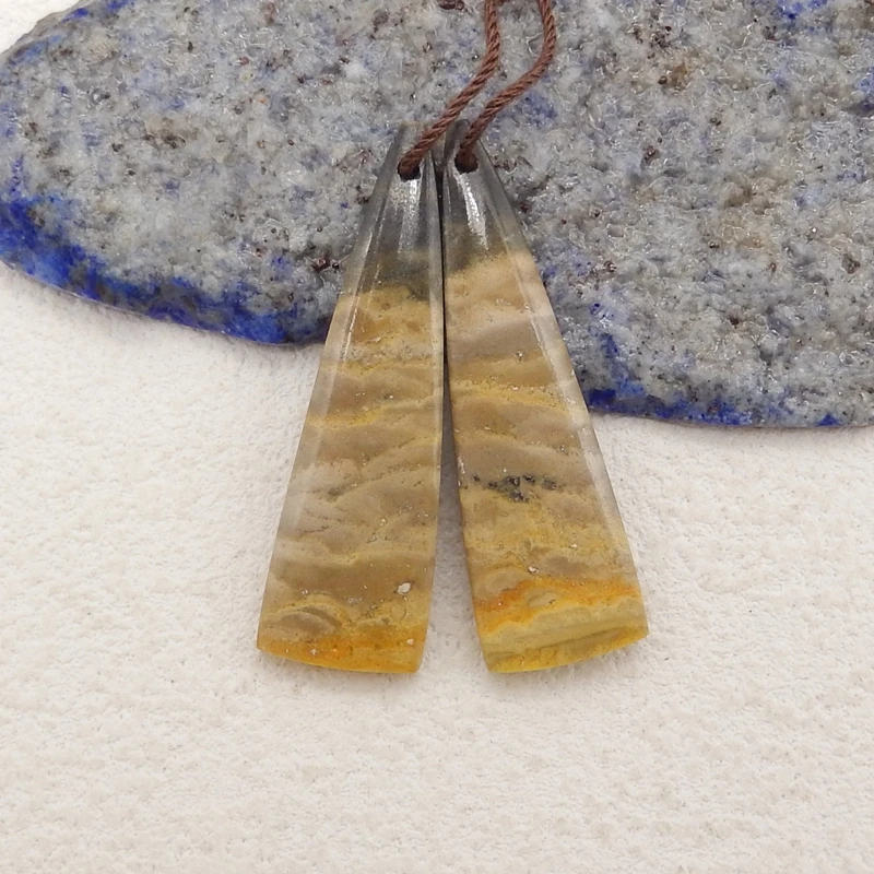 

Natural Stone Triangle Earrings For Women Handmade Bumble Bee Stone Statement Earrings Party Gifts DIY Jewelry 37x11x4mm 4g