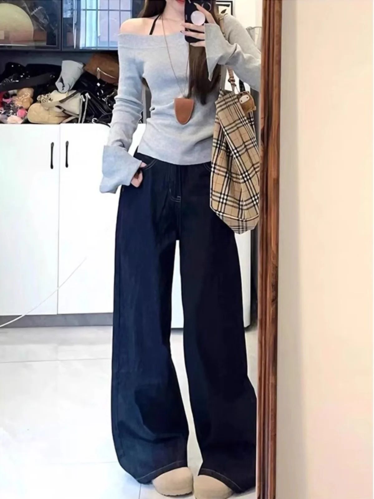 

plus Size High Waist Thickened Fleece Straight Leg Jeans Women's Loose Slimming Wide Leg Floor-Length Pants Winter Wear
