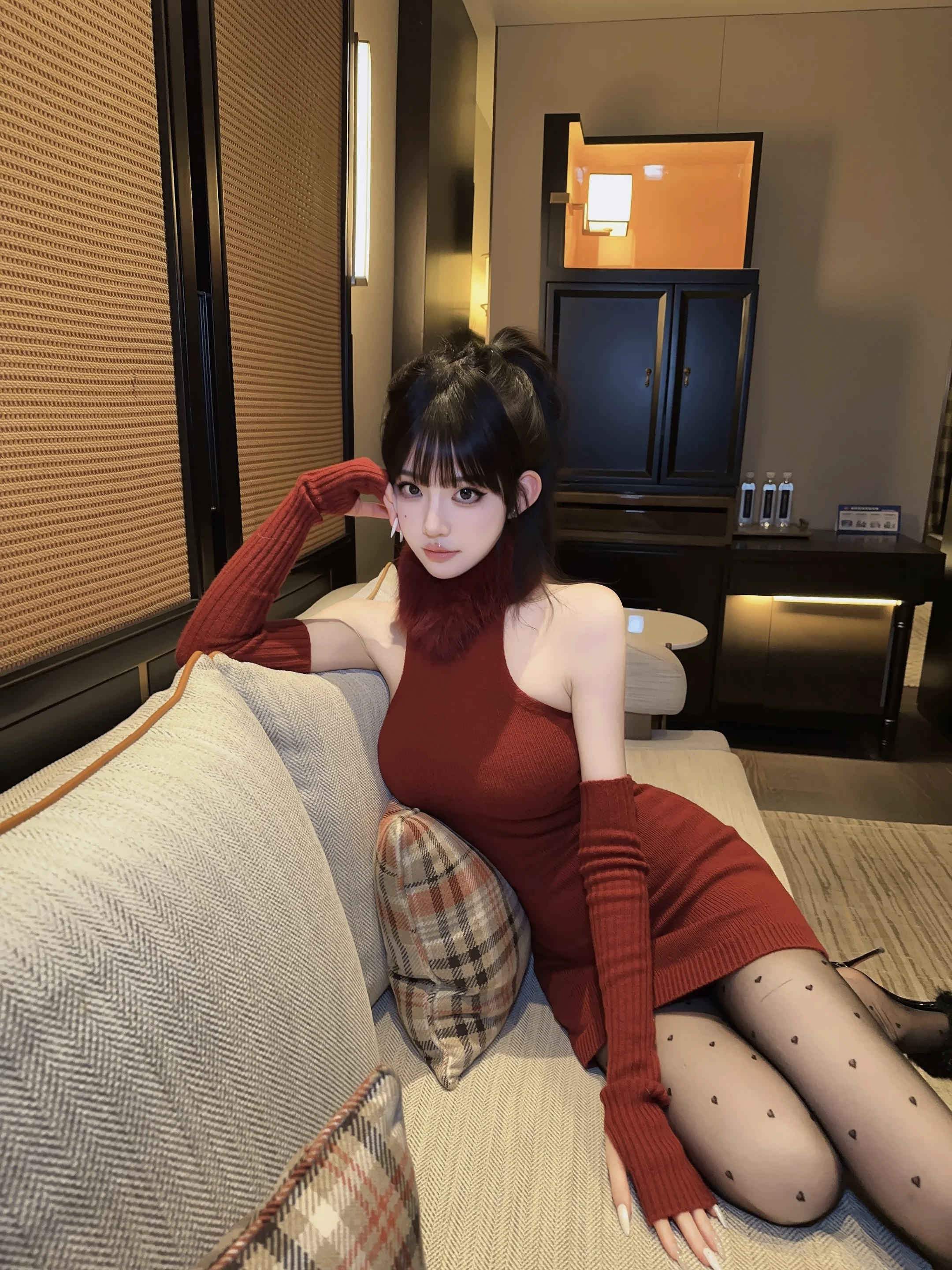 

Корейское трикотажное платье Ele со съемным меховым воротником и шерстяной юбкой на плечах для женщин