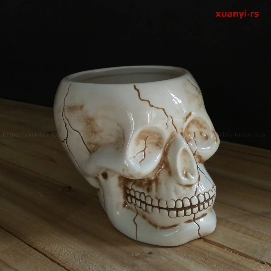 Ceramic Skull Bowl Hand Painted Underglaze Halloween Decorative Bowl Soup POY Bowl