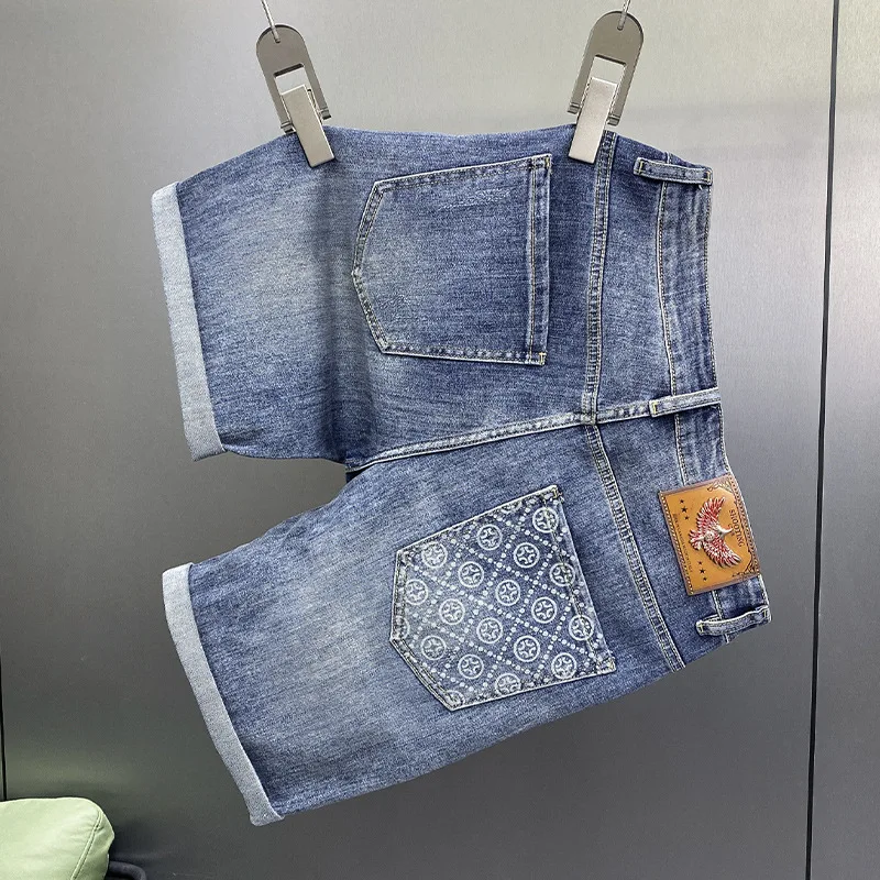 Celana pendek Denim tipis untuk pria, celana pendek Denim tipis bersaku bercetak Slim Fit melar semua-cocok Musim Panas 2024baru