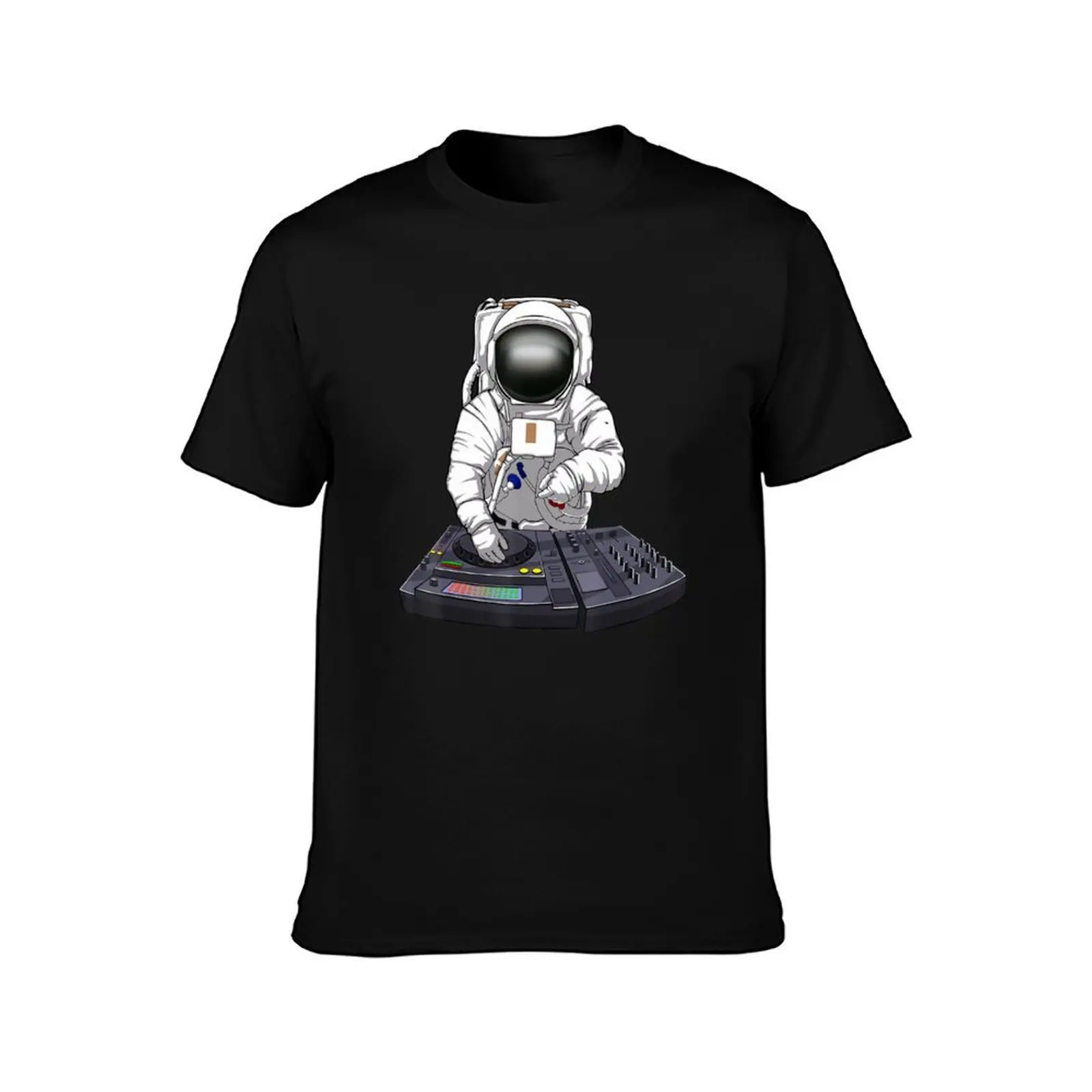 Astronaut Dj Turntable Music Novelity Equalizer T-Shirt man t shirt summer T-Shirt