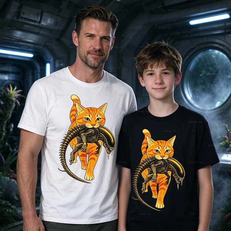 Funny Tabby Cat Carrying Alien Funny Sci-Fi Cat Horror Movie T Shirt Y2k Cute Kitty Space Monster Sci Fi Pet Kitten Graphic Tees