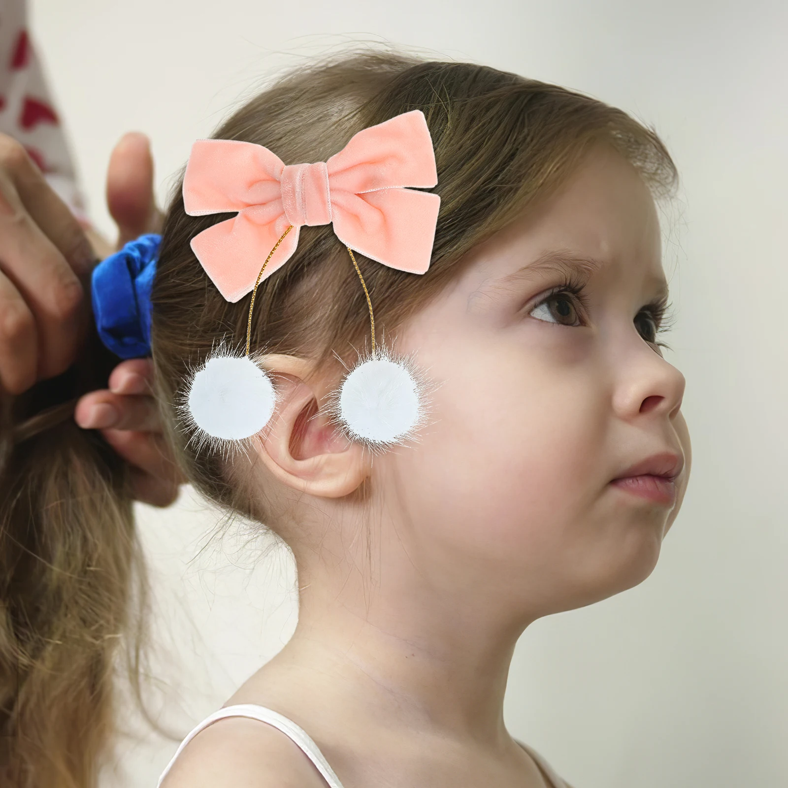 

2Pairs Bow Hair Clips for Kids Stylish Small Bows with Furry Ball Lightweight Comfortable Hair Clips for Toddlers Women Daily