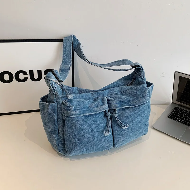 حقائب كروس مريحة ومتعددة الاستخدامات، حقائب كتف عصرية بسيطة ذات سعة كبيرة، متعددة الجيوب، حقيبة مدرب من قماش الدنيم المغسول #1