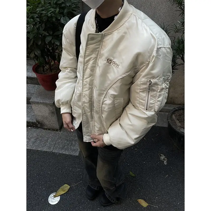 

Свободная мужская куртка-бомбер в американском стиле с вышивкой, для ранней осени, модная парная верхняя одежда