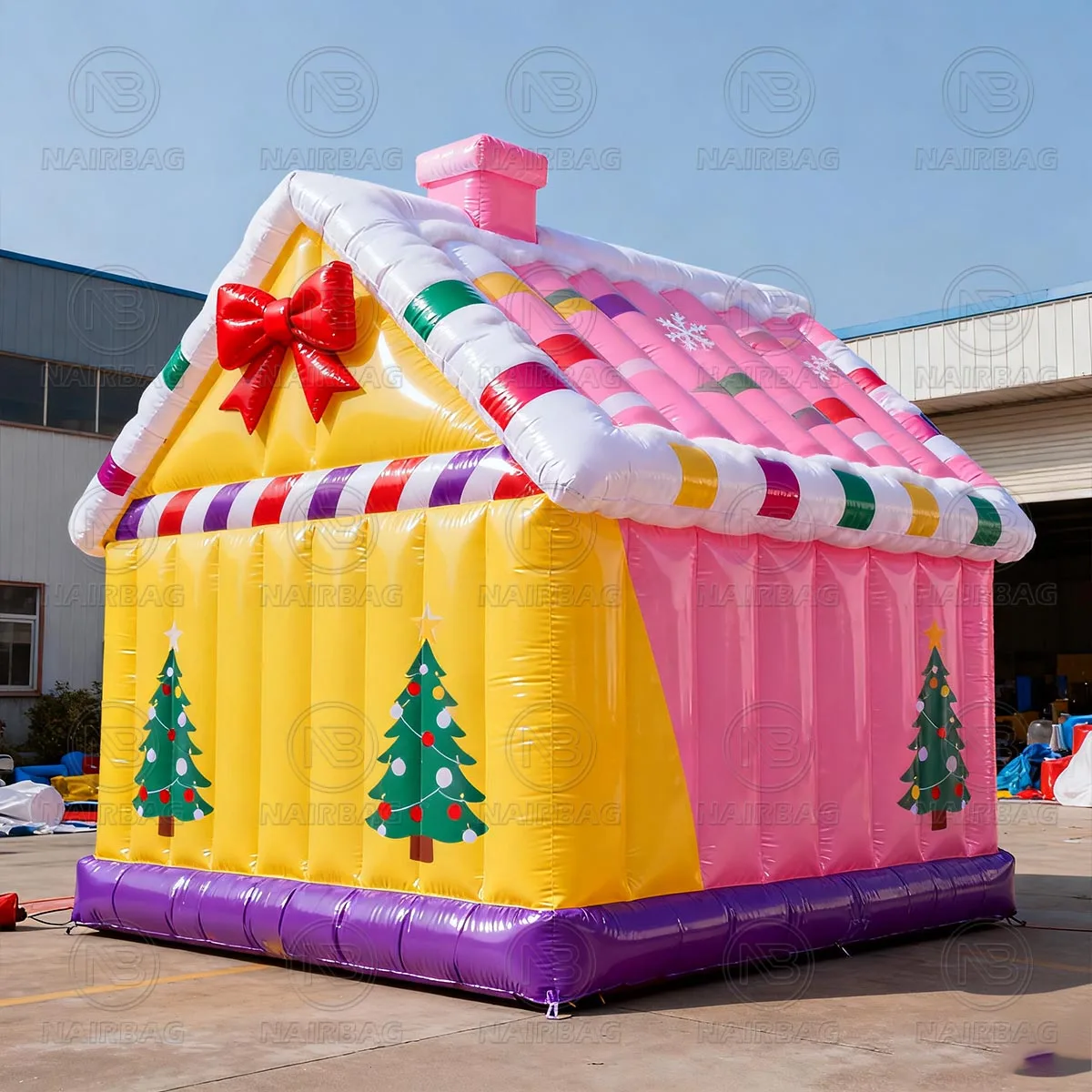 Tenda gonfiabile della casa di Natale del PVC Nuovo design 4x3m Casa di Natale gonfiabile della grotto di Babbo Natale per la decorazione esterna