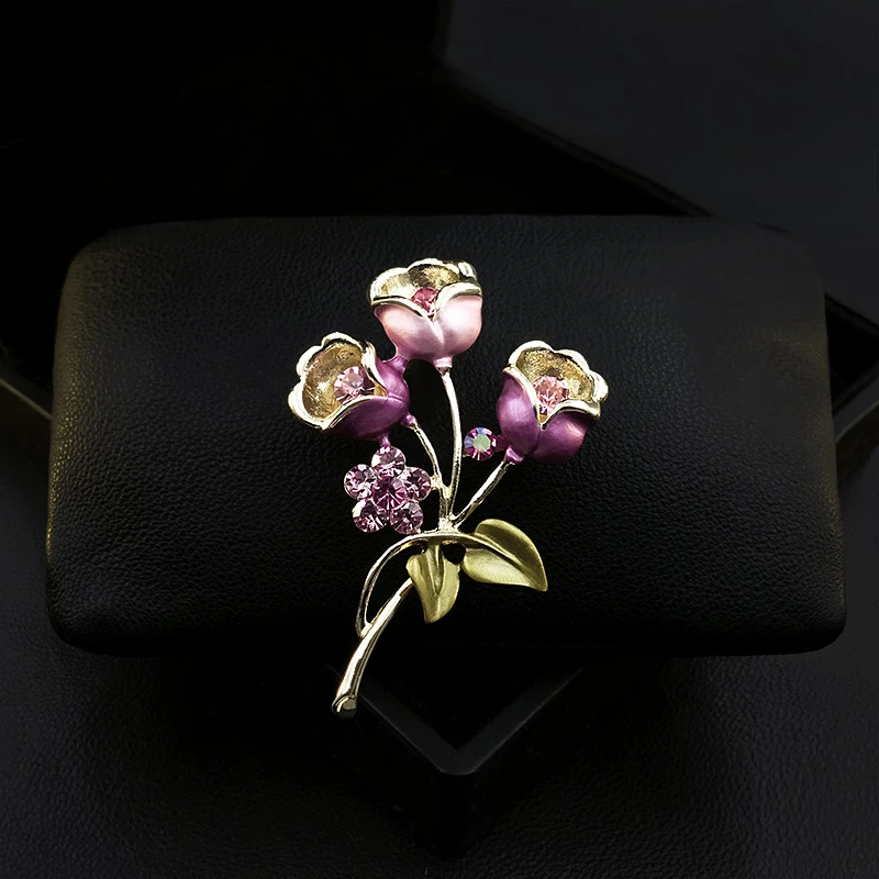 

Flower Brooch for Women Suit Original Design Fashion Pink Purple Plant Lapel Pin Exquisite Corsage Rhinestone Jewelry Gifts 1590