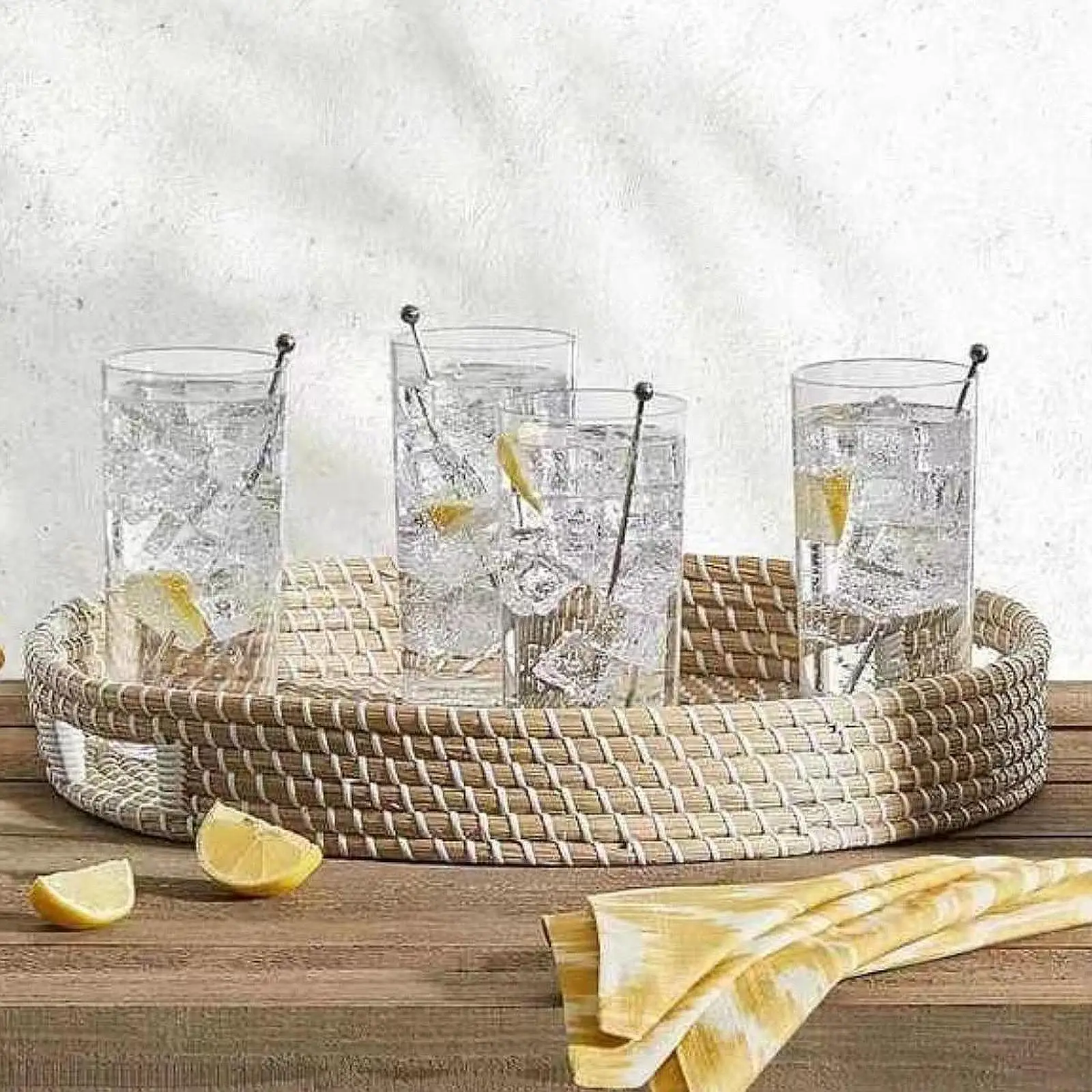 Woven Serving Tray Woven Basket Seagrass with Handle Grass Weaving Tray Seagrass Storage Tray for Drinks Vegetables Breakfast