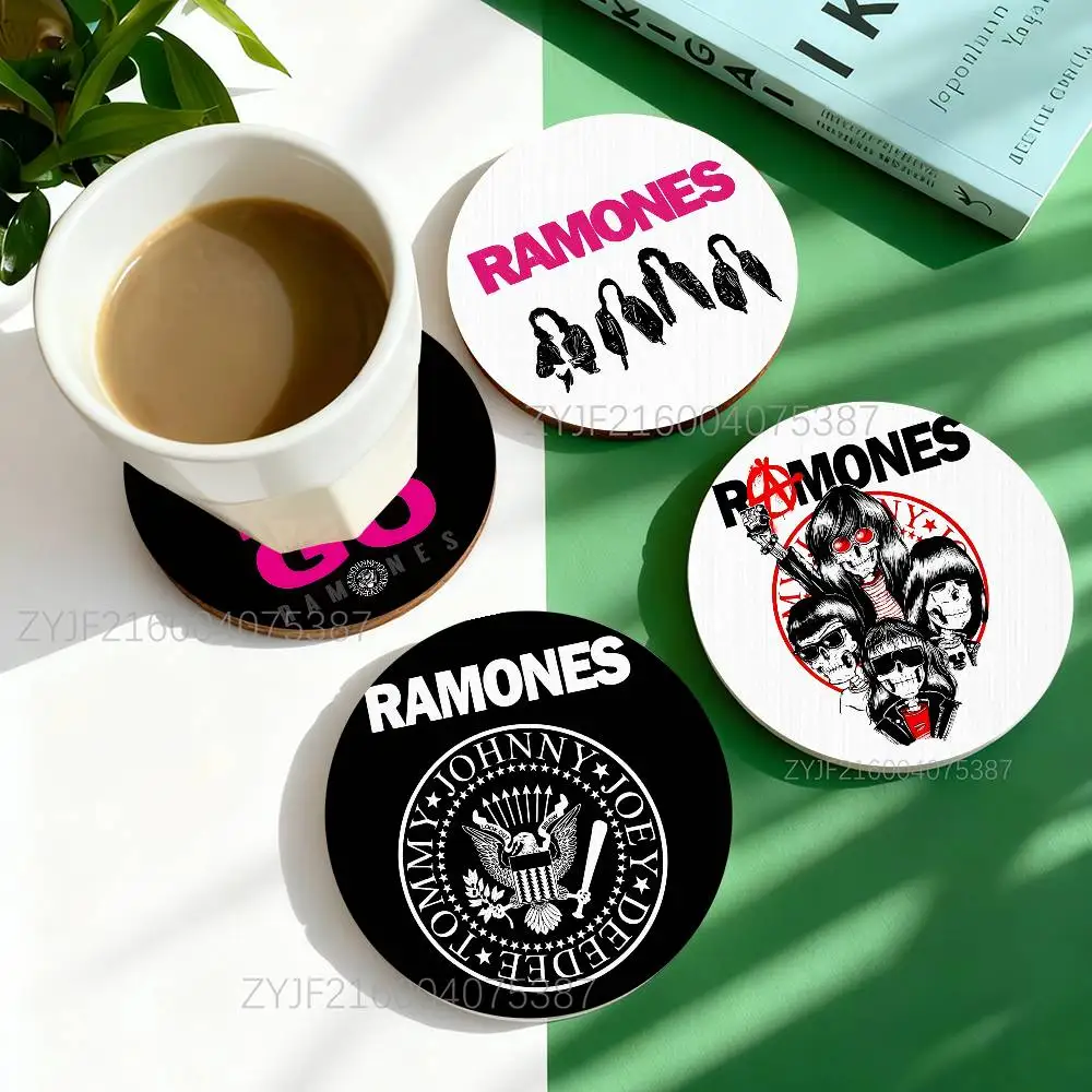 

The R-Ramones Road to Ruin Pattern Art Coasters Round Wooden Heat Resistant Non-Slip Home Decor Gift Multifunctional