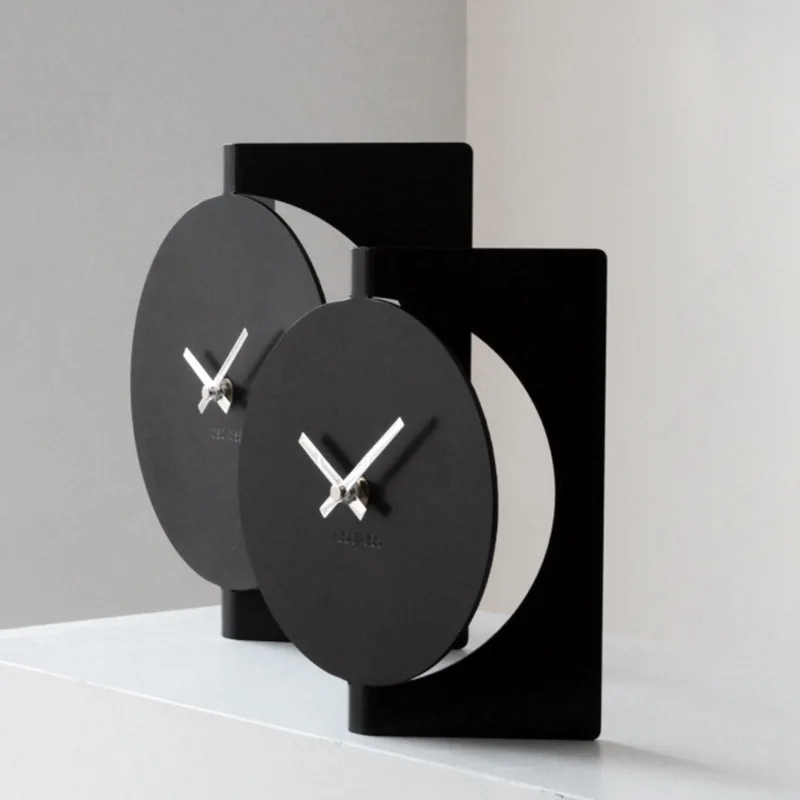 Modern Simple Black Three-Dimensional Table Clock Ornament Decorative Standing Clock Restaurant Hotel