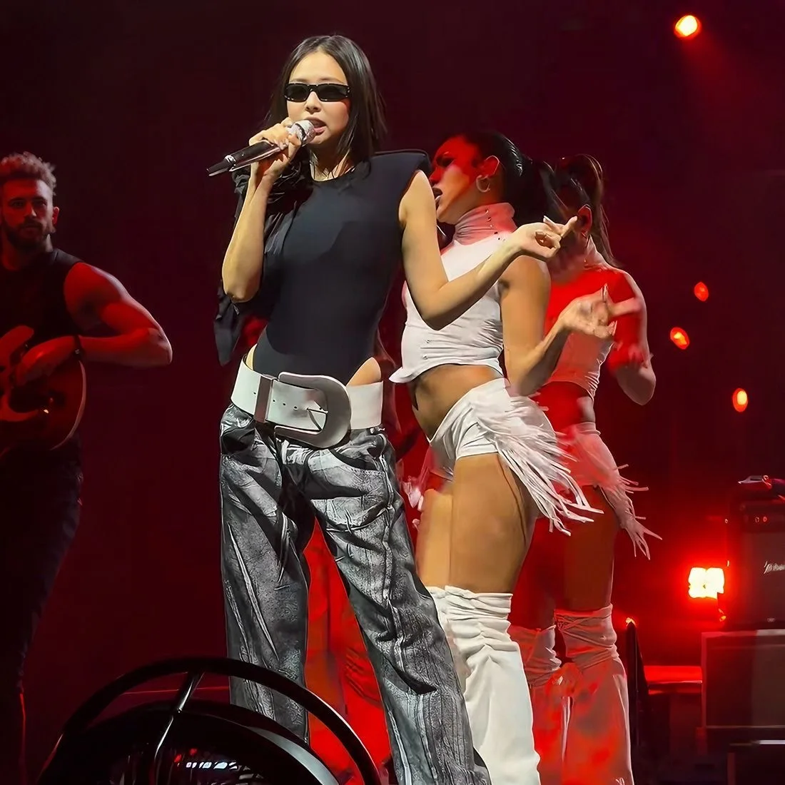 

Bla Pink Jennie 3D Flower Print Bodysuit And Vest Set Spicy Girl Top Bot Ensemble Polyester Material No Brand Registered