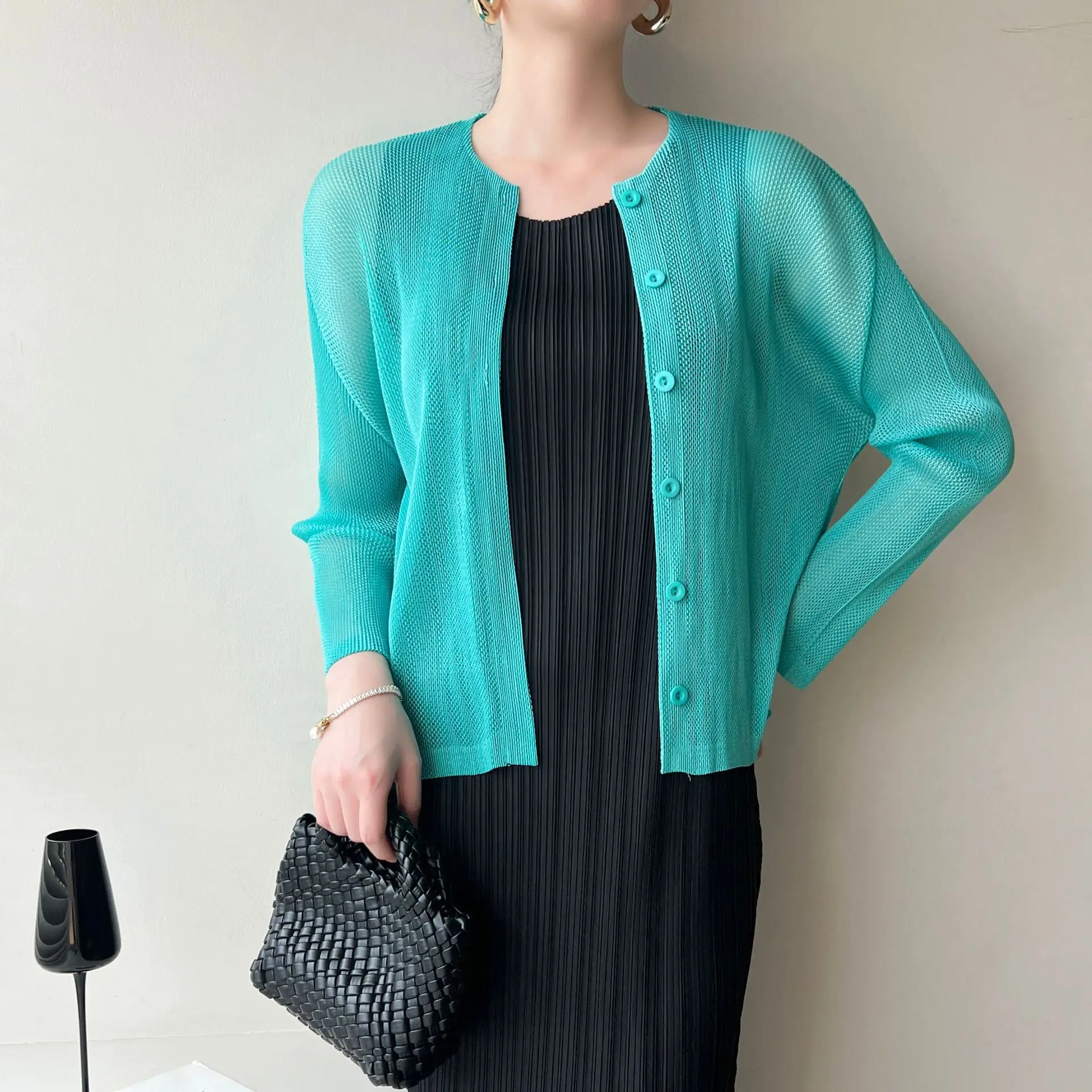 Miyake Pleated Thin Coat 2025 Autumn and Spring New High-end Wrinkled Hollow Thin Leisure Mesh Coat Solid Color Women Clothing