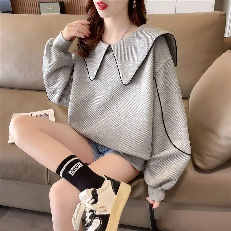 Women's Sweatshirt Without Hats Fashionable Loose and Unique Versatile Age-reducing Lazy Style Slimming Top