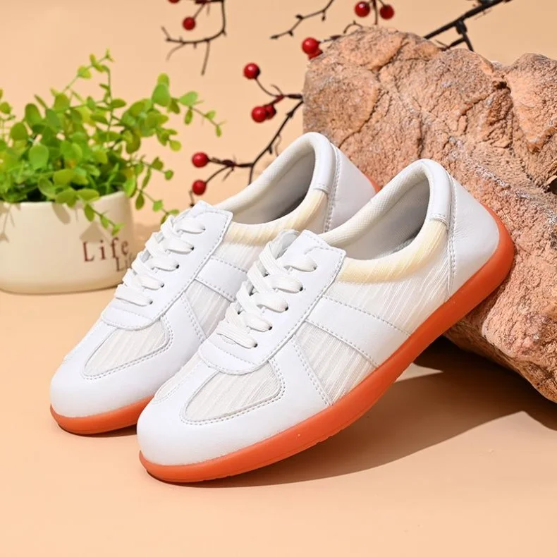 Sepatu jalan wanita, ringan, bernapas, sepatu olahraga anti selip; Alas kaki pria yang nyaman dan bergaya.