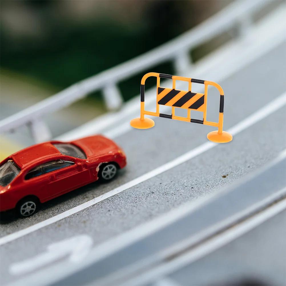 

12 шт., знак, железная лошадь, транспортная игрушка, фурнитура, смоляные блокпосты, знаки, мини-игрушки для дорожного движения