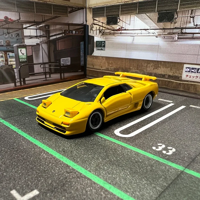 Tomica Premium No.15 Lamborghini Diablo SV Yellow Takara Tomy Metal Diecast Car Model Vehicle Toys for Children Collectables