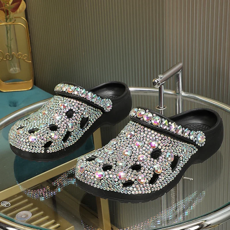 Summer Women Slippers Luxury Rhinestone Decoration Sandals Sparkling Beach Slides Lovers Flip Flop Casual Shoes Plus Size 35-48