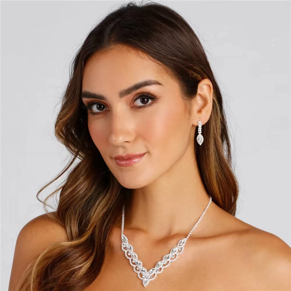 Handmade Luxury Crystal Rhinestone Wedding Jewelry Set for Women V Shape Choker Necklace Earrings Bridal Accessories Set