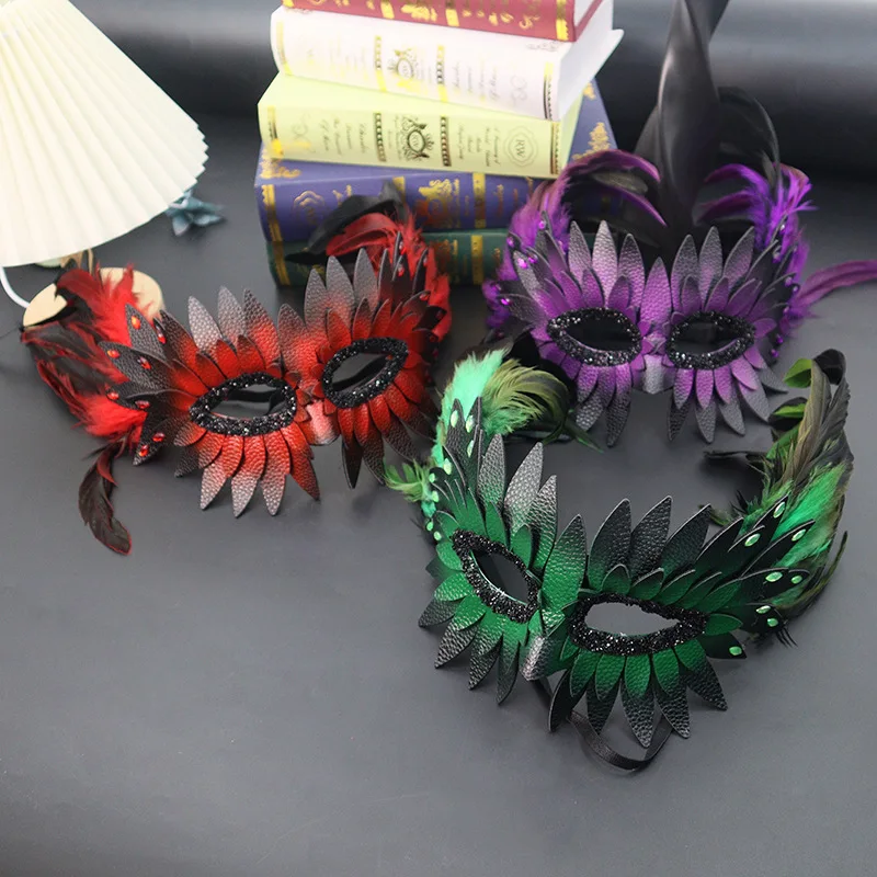 Piuma nera Becco di uccello Aquila Mezza maschera Cosplay Animale Bocca di uccello Maschere in pelle Puntelli per costumi da festa di carnevale di Halloween