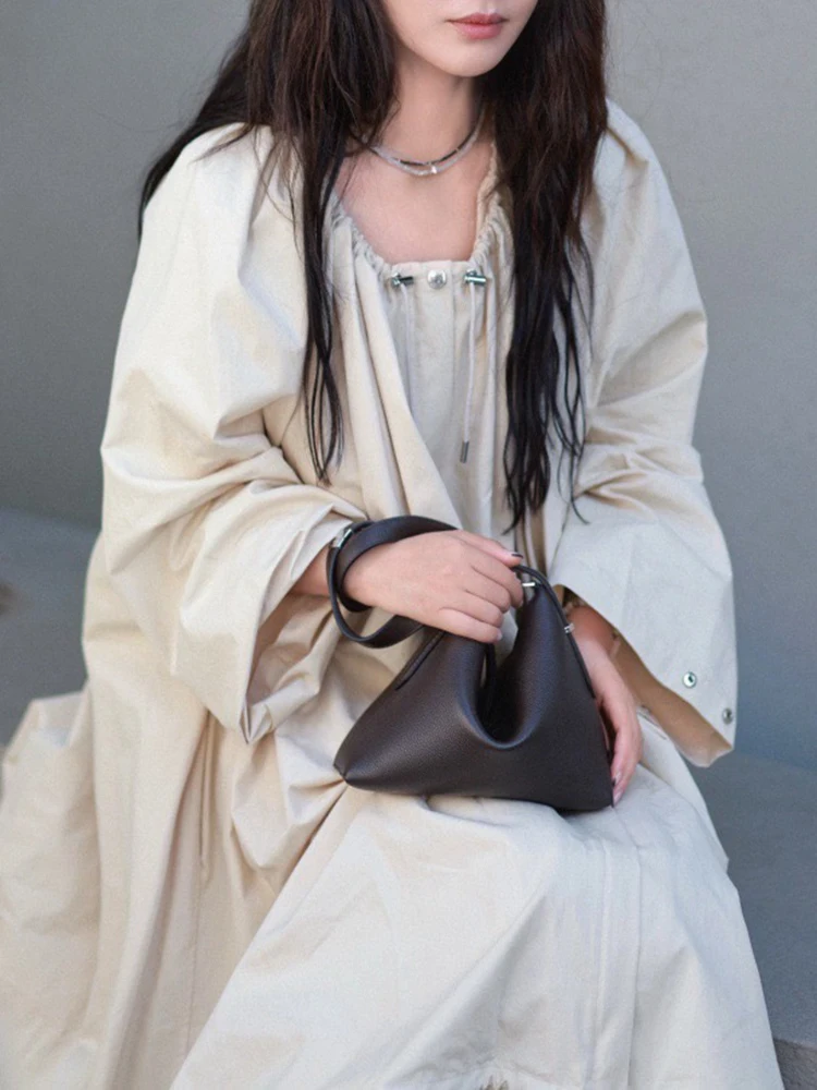 2026 Autumn/Winter New Style Lofty Stylish Pleated Drawstring Parachute-style Windbreaker Coat for Women